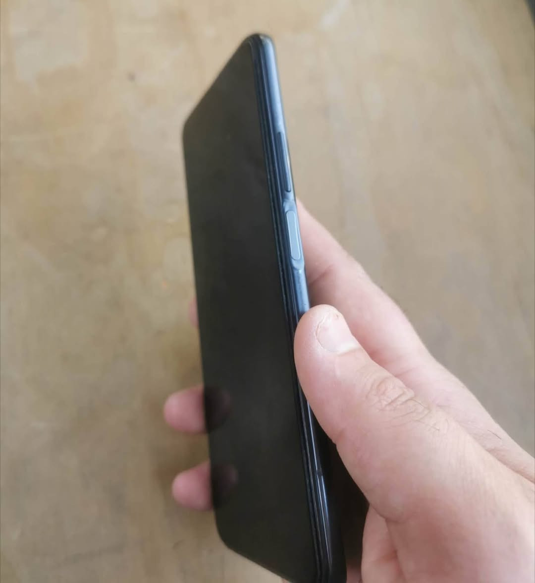 بسبب الوعود الكاذبه اعادة نشر
جهاز HUAWEI Y9s 
الكامره مالو تصعد الى الاعلى الاماميه 
الجهاز شرط نضافه فول كدام العين 
الذاكره 128 
البصمه جانبيه 
مبدل قاعده شحن فقط? 
الجهاز غني عن التعريف 
السعر 100 وبي مجال للطيبين 
عجبك راسلني واتساب ***********
