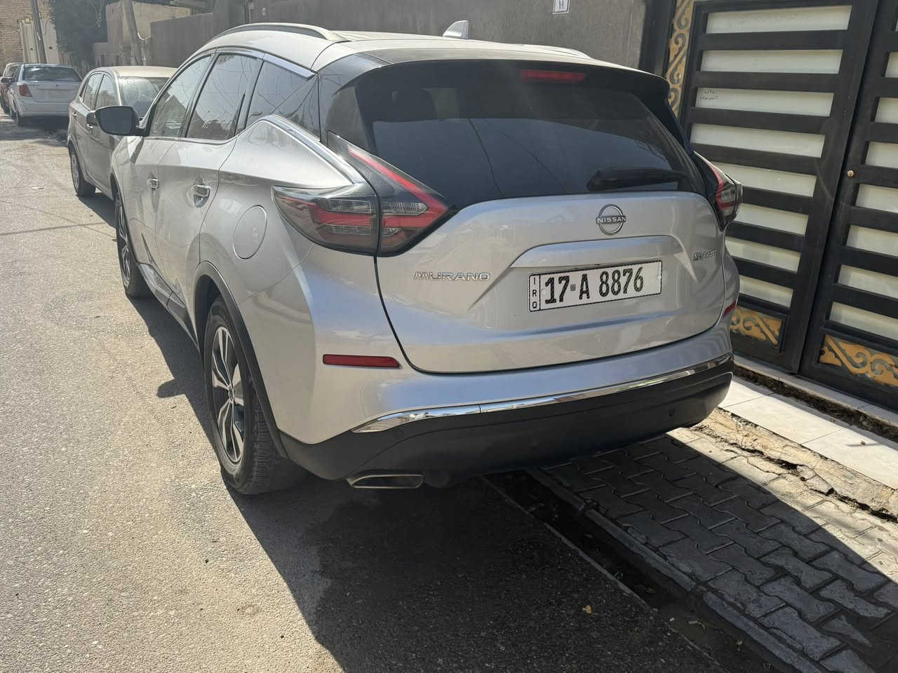 يسان مورانو 2023
محرك 6V 3500
مواصفات SV AWd
«مواصفاتها»
بصمة تشغيل وبيبان وتشغيل عن بعد
فور ويل
كشنات جلد وكهرباء وتدفئة
رادار ٣٦٠ درجة
حساسات امامي+ خلفي
تخم تايرات جديد 
قطرة صبغ او تعديل بارد مابيها 
حادثها بسيط كما موضح بالصور
سنوية وهزة جديد 2025
مكان السيارة السماوة
السعر ١٦٥ ورقة وبيها مجال
رقم الهاتف ***********
