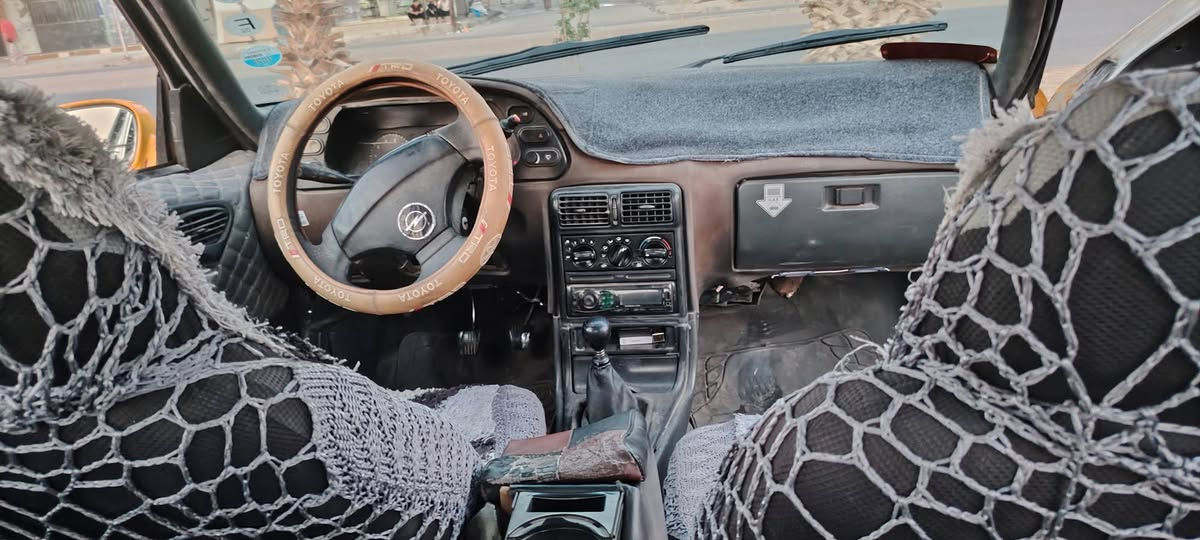 سيارة دايو اسبيرو جاهزه تضرب كير وتمشي كير عادي كير محرك بشرط جوم كهربائيات بيها دفتر بانزين محرك فل حجَم 16 قطاره مال بانزين سنويه ساقطه سياره مال بيت وشغل سعر $28
للتواصل اتصل
***********
