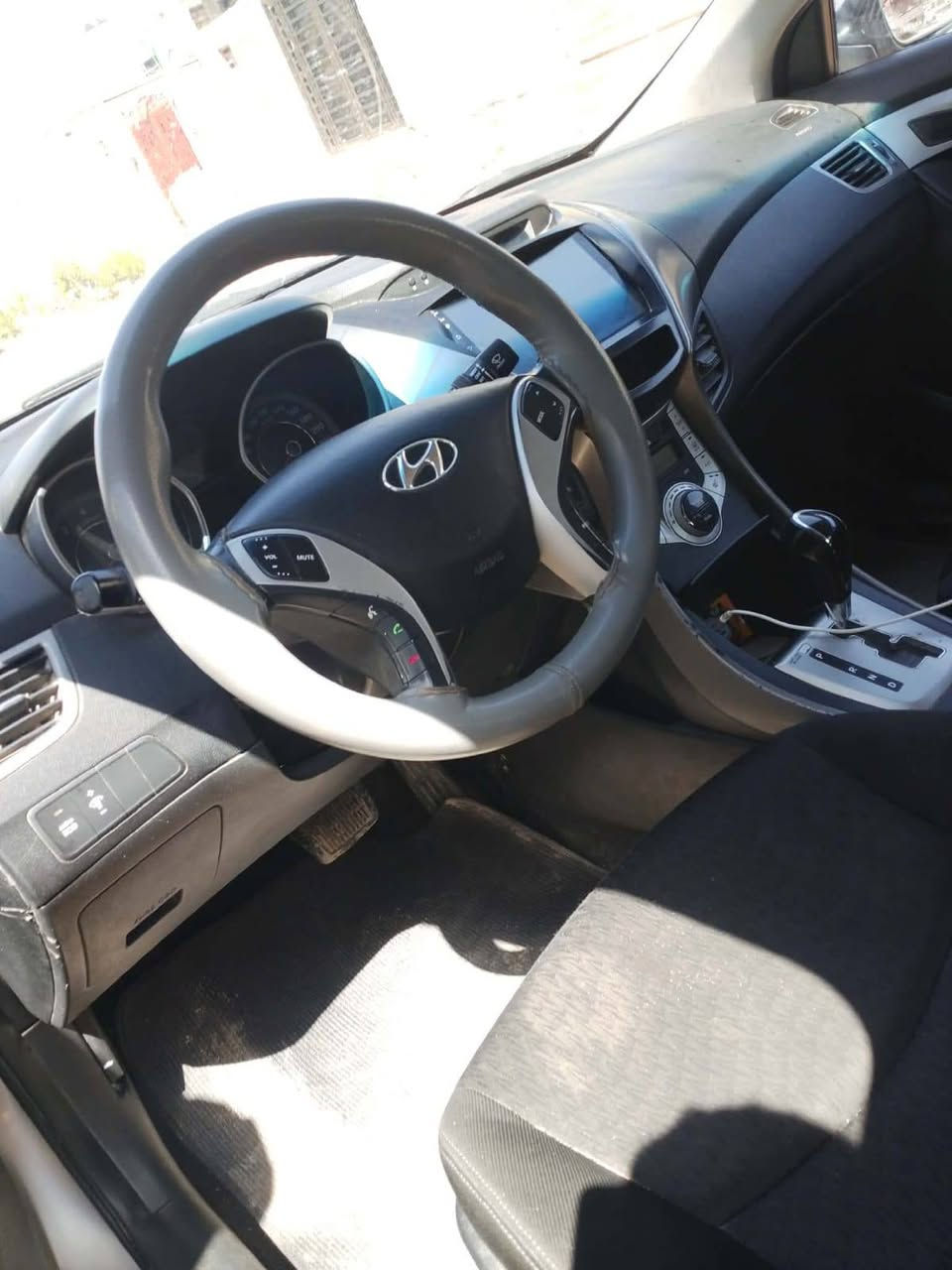 السلام عليكم
سياره الانتره ٢٠١٤ كصه جنطه بيهه ارقام شمالي سياره جاهزه على الاخير  مواصفات شاشه تحكمات ستيرن كشنات مخمل اسود
الستفسار اتصال على الرقم *********** مكان السياره نجف السعر ٤٧ وبيهه مجال حك الجيه
