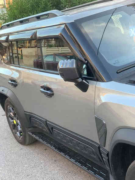 بعد تجربه ممتعة لمدة سنتين وبسبب ظروف سفر نهاية شهر اريد ابيع سيارتي ماشية ٥٢ الف سيارة كلين ما بيها صبغ ما بيه اي ضربه سياره شاد الها سبابة حاليا  
مغلف داخل كامل ألياف 
ملتزم بصيانه بشركة من يوم اخذتها 
السيارة تخبل من كل نواحي ومعروفة مواصفاتها 
السيارة اريدها بسعر مناسب ٣٦ مليون  وعليها غرامات مروري اتوقع ٧٠٠ الف هاي نازله من سعرها 
اريد ابيعها ٢٥ بشهر لان بداية شهر مسافر 

السعر نهائي لان الله يشهد بس تغليف وإضافات صارف عليها ٤٠٠٠ دولار
يعني إذا غرامات عليك قفلها قفلها ب ٣٥  مليون 
وهذا رقمي ***********
سيارة  نفحصها بشركة نفسها فحص كامل قبل تحويل 
وطبعا سيارة باسمي وسنويه وهزه كلها باسمي رقمها اربيل
