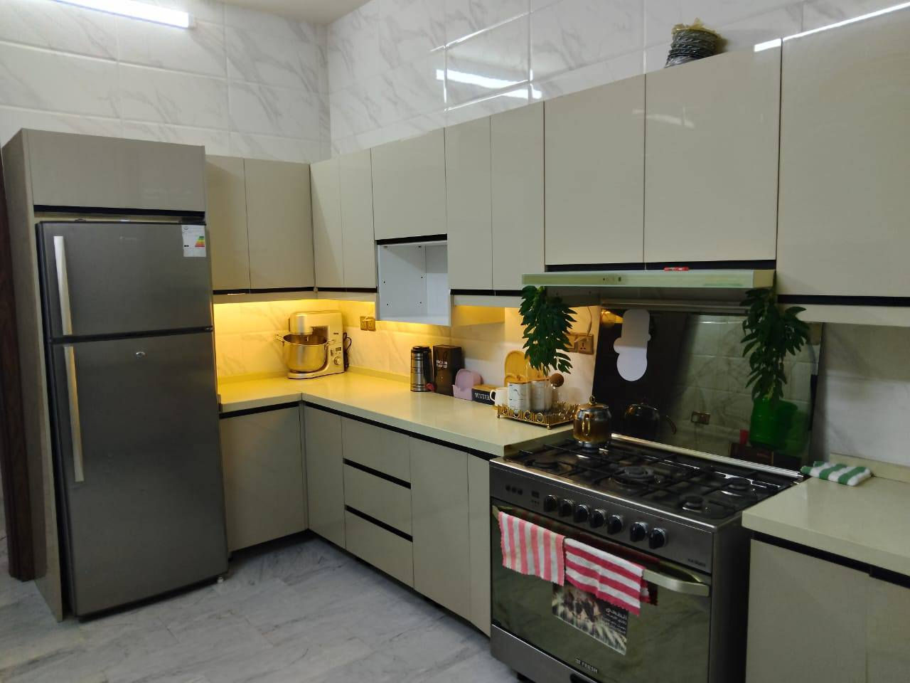 بيت 152م بحي الوحدة قرب الموحده وقرب القطاع الصحي والسوق على شارع ال15 سعره غالي 250 مليون شغله درجه اولى من عمل أو مواد
مكتب الإخلاص للعقار
واتساب ***********
