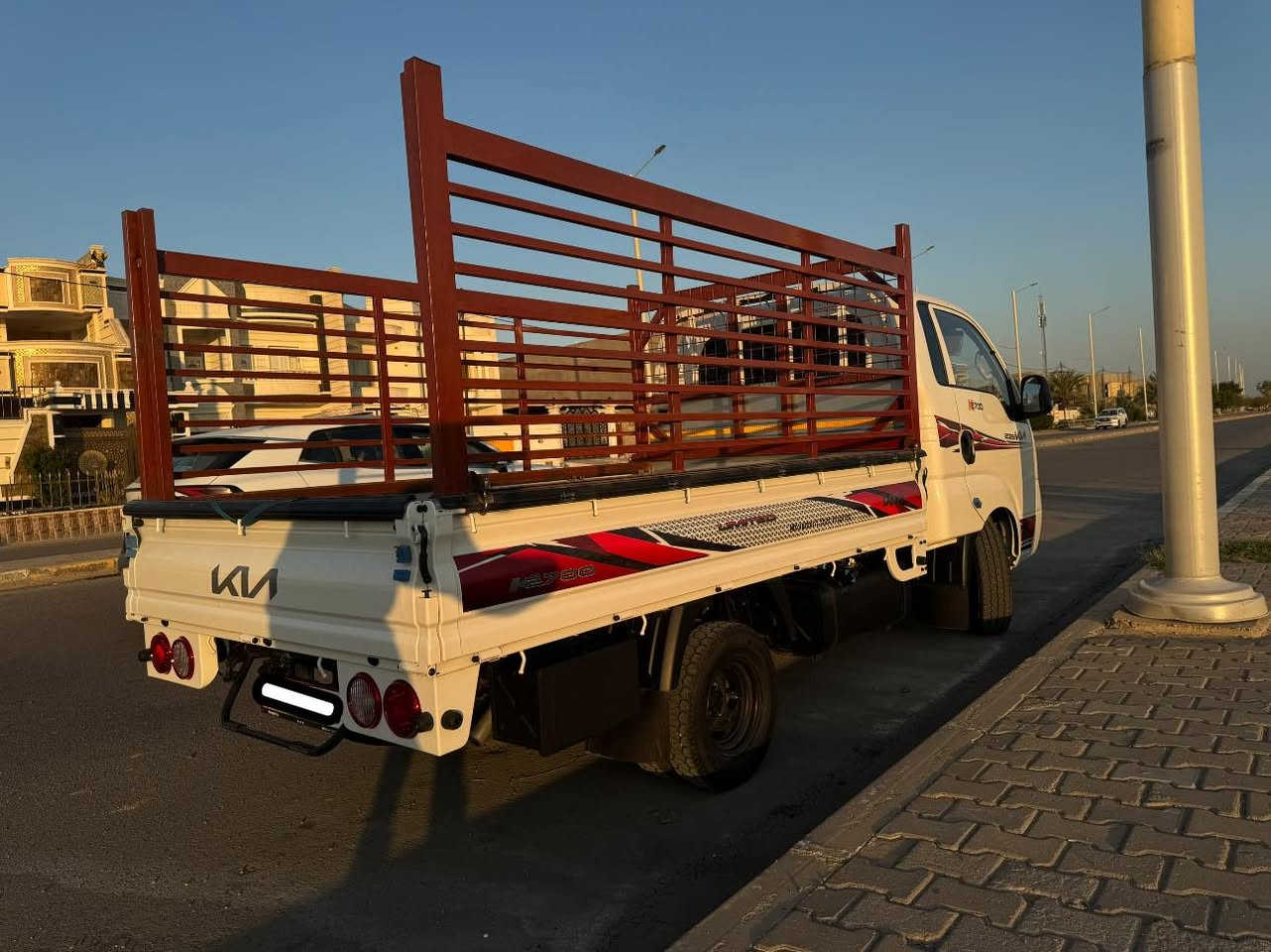 سلام عليكم
كيا 2025 رقم بغداد تحويل ثاني يوم
ماشيه 4300 
ملاحظ بدون محجل 
السعر 167وبيه مجال بسيط 
العنوان الانبار الرمادي 
***********
