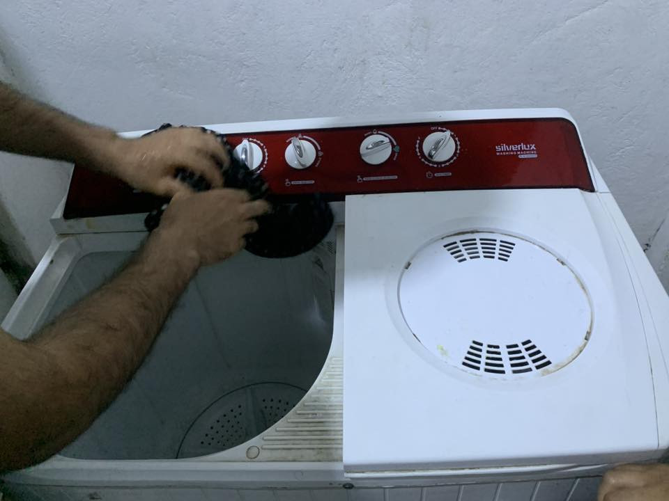 السلام عليكم غساله للبيع سعرها ٥٠ قفل نضيفه حيل مال طلاب لي شراي يتصل ع خط ***********
