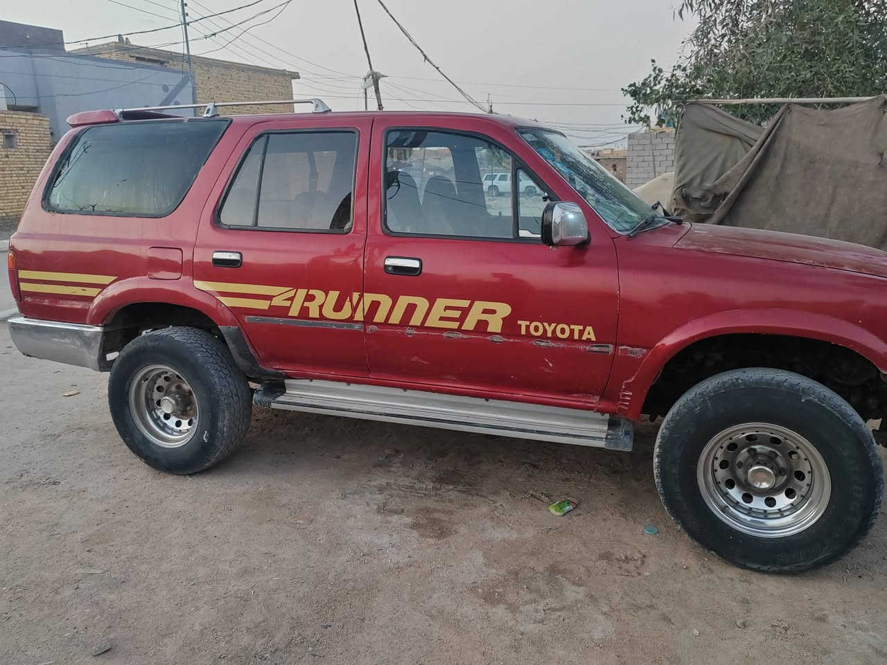 السلام عليكم جيب تويوتا للبيع جير ومحرك مقفولات كلها شغاله كهربائياته محرك في فيتي محرك في فيتي 3000 سياره باسمي نداور ثاني يوم السعر السعر 50 مكان ناصريه مركز***********
