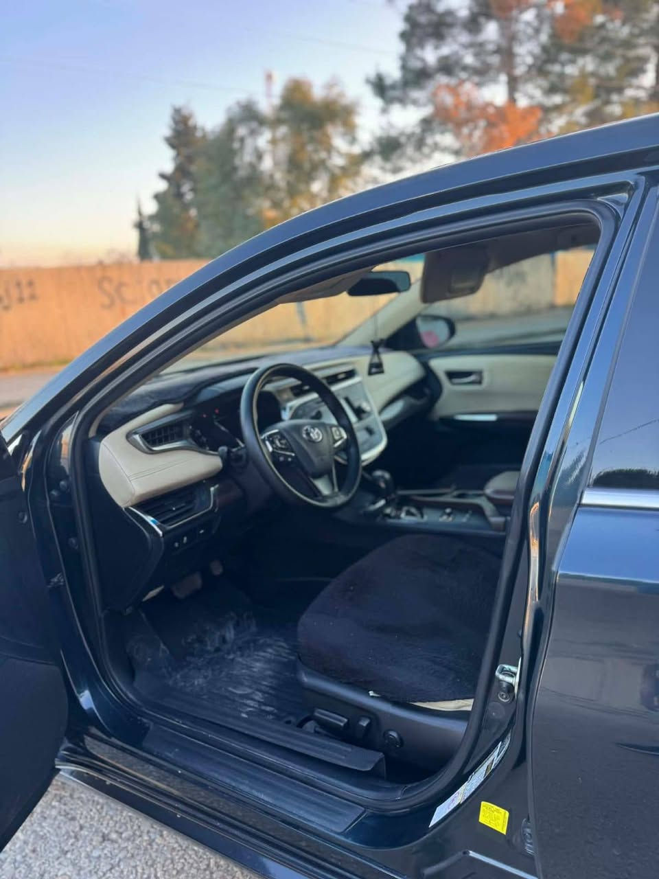 تۆیۆتا ئەڤەلۆن 2017 xle ناوزەرد 
80 مایل ڕۆشتوە
 دوو پارچەی بۆیاخە بێ ناوگردن  
پێش و دوای کەپسە 
سەیارەکە لای خۆمان بوە نوقسانی نیە
 ناوزەردە 
شوێن هەڵەبجەی تازە 

سـعـر : لە کۆمێنت داوابکە ڕاستەوخۆ بۆت دێت 📥 

گێر و مەکیەنەی بەشەرت 
هیچ کێشەیەکی تێدا نییە 

ژمارەی خاوەنەکەی 
***********
***********
