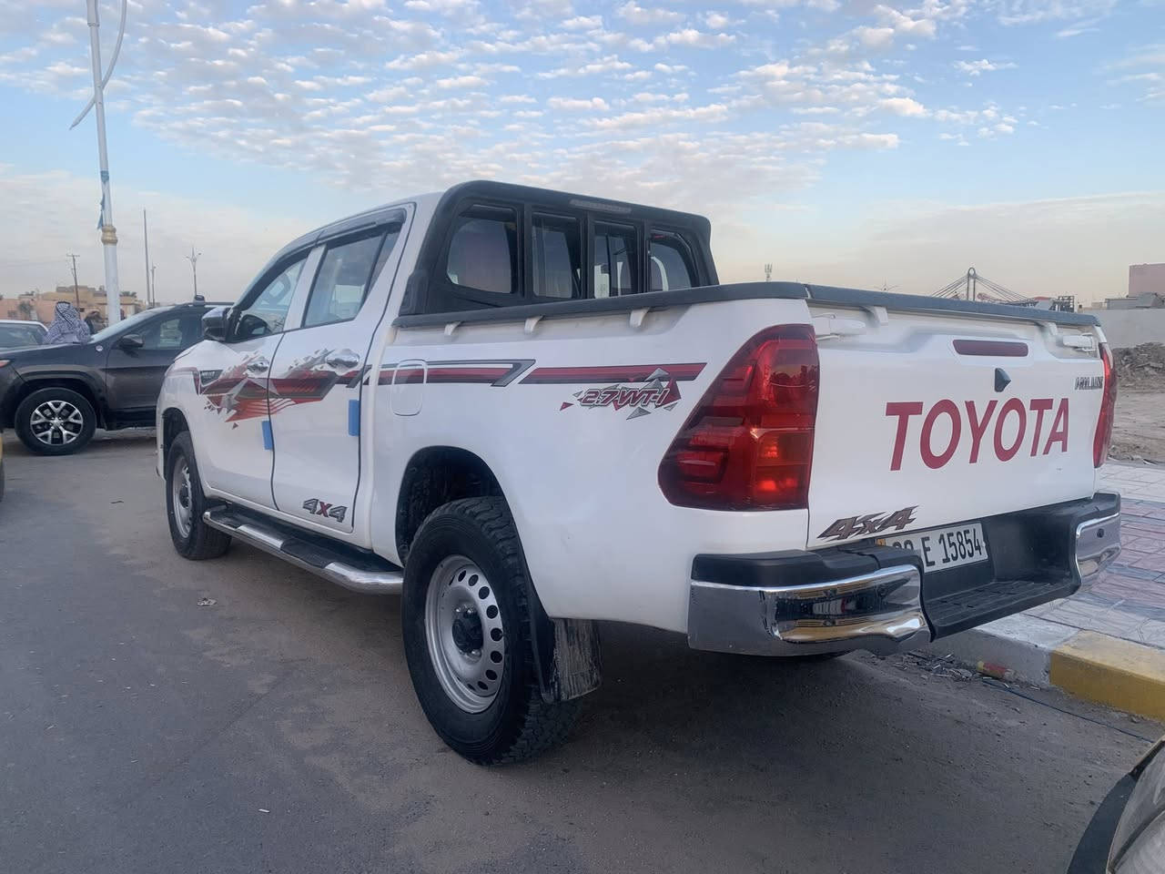 السلام عليكم
هايلوكس 2021
دفع رباعي 
بانزين 
مواصفات عادية سلوكي
رقم اربيل وكالة او تحويل 
مكانها مركز الناصرية
مكفولة من تبديل والصبغ 
***********
متوفر واتساب
السعر 265 بيها مجال قليل
