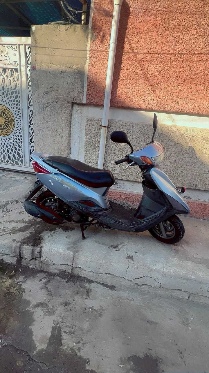 دراجه بريز كلش نضيفه احلى من صور عنوان شعب *********** السعر 550ببههً مجال
