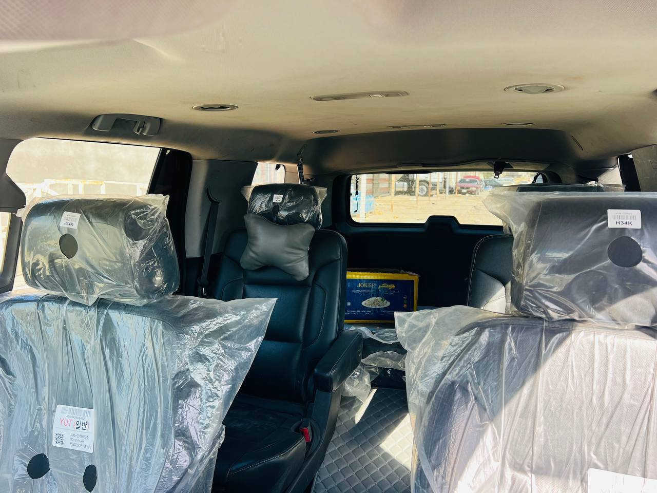 تاهو برايمر موديل ٢٠١٧ رقم بغداد انكليزي
فول مواصفات بصمات ابواب وتشغيل رادارات حساسات جانبيه وخلفيه نقطة عميا كشنات جلد منفصل سياحي اشارات بالمري  قاصه سريه وبعد بيها هواي مواصفات. 
وارد امريكي بيها ٣ قطع اثنين صبغ وحده تبديل بلادي نفس اللون 
السعر ٢٩٠ $ وبيه مجال ***********
***********
