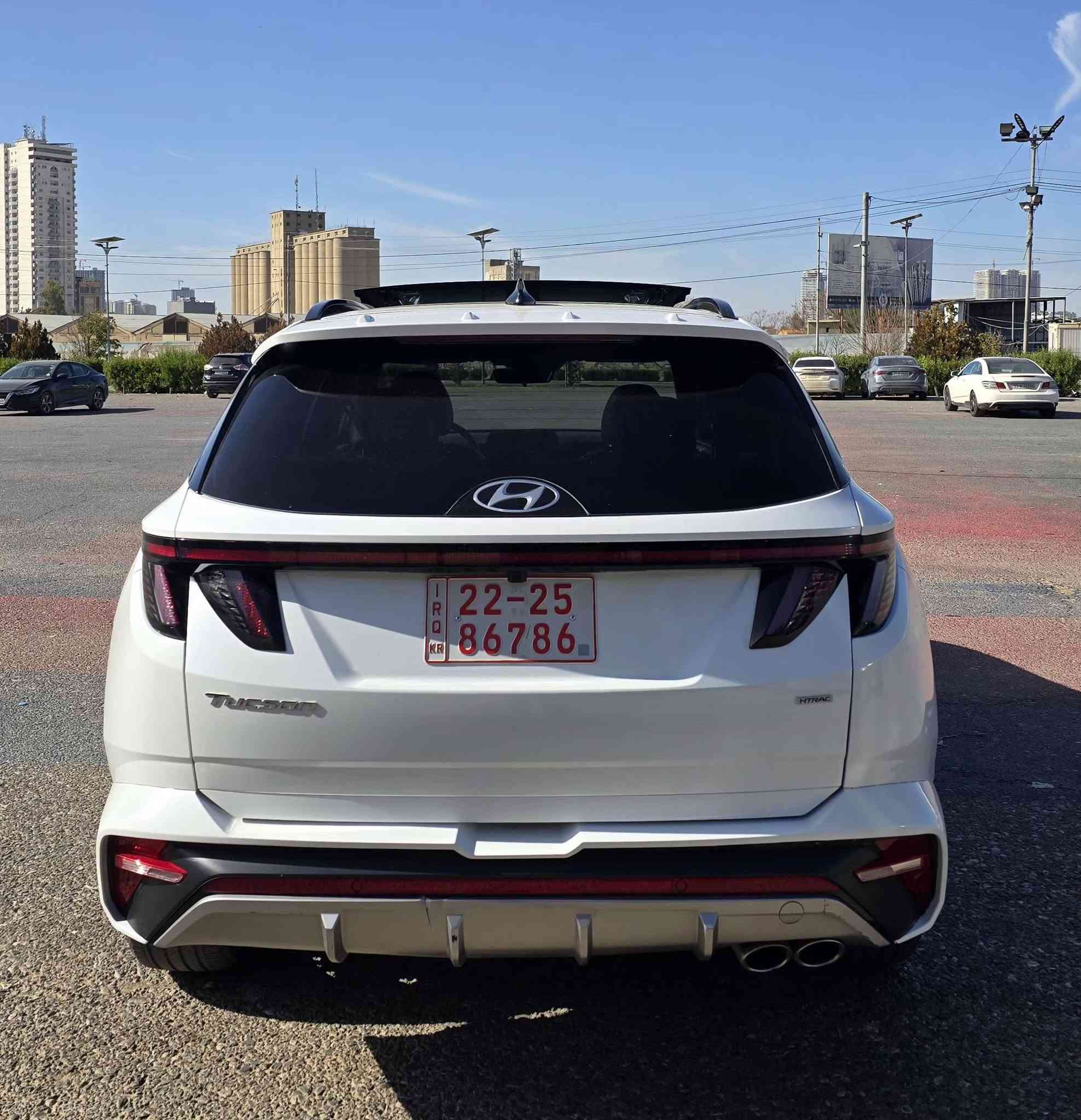 السلام عليكم
توسان 2023 NLine  ان لاين بلاك ادشن بيلادى 
لون السياره ابيض لؤلؤي 
المواصفات .N Line
صورحادث داخل المنشور 
ماشيه 24 الف
1- بصمة تشغيل 
2- بصمة ابواب لمس دخول ذكي 
3- بنوراما على طول السيارة 
4-ويل حجم 19 NLine
6- كامرات مع الاشارة 
7-  شفتات ستيرن 
8-  تدفئة كشنات 
9- كشنات جلد وشامو
10- كشنات كهرباء 
11- اضواء محيطية 67 لون اختياري 
12- كشنات خلفية هيتر 
13- مرايات تعتيم ذاتي 
14- ابل كار بلي 
15- اندرويد اوتو 
16- شاشة دجيتل 3 اشكال للقيادة 
17- اشاير ترحيب 
18- اضواء امامية LED زنون 
19- اضواء خلفية LED
20- هوك خلفي 
21- فول اوامر صوتية 
22- جامات اوتو 
23- قطعتين تبريد 
24- اشارات ب المري
25- كير دكم 
26- شفتات ستيرن 
27- تحكمات ستيرن 
28- السيارة فور ويل 
29- محرك 2500 المرغوب 
30- هاند بريك بصمة 
31- شحن واير ليس 
32- منافذ شحن 
33- اوتو هولد 
35- السيارة اوتو بارك 
36- حساسات امامية 
37- حساسات خلفية 
38- كير AT المرغوب 
39- رادار امامي رادار خلفي رادار جانبي 
40- نقطة عمياء 
ضرر سياره قطعتين 
رقم شاصي KM8JCCAE3PU173632
مكان السياره اربيل رقم وتساب ***********
ااطلب اسعر يتم الرد
