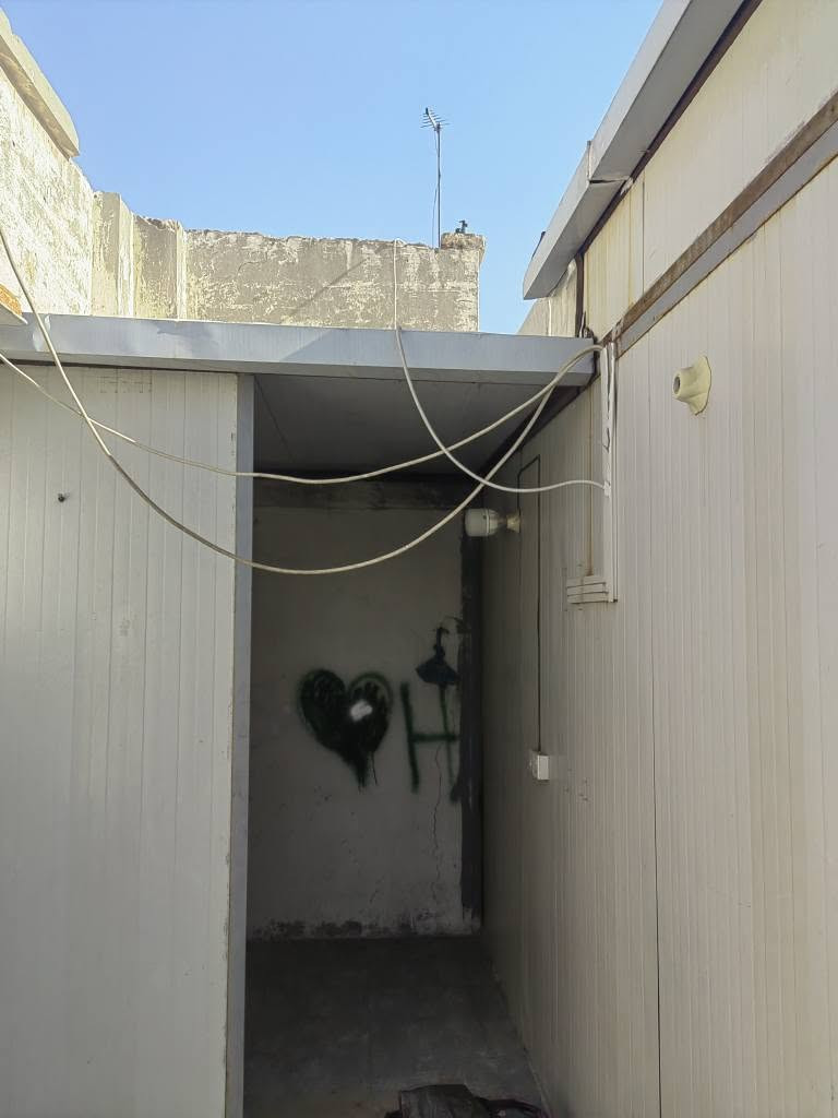 سندويج بنل بحاله جيده مع ديكور مع سقف ثانوي مع أبواب بغداد, العراق


**إذا كنت صاحب هذا الإعلان وتريد حذفه لأي سبب، رجاءا أرسل رسالة إلى الدعم الفني**