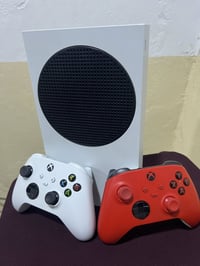 اكس بوكس S • ٥١٢جيجا • ذراعين اصلية