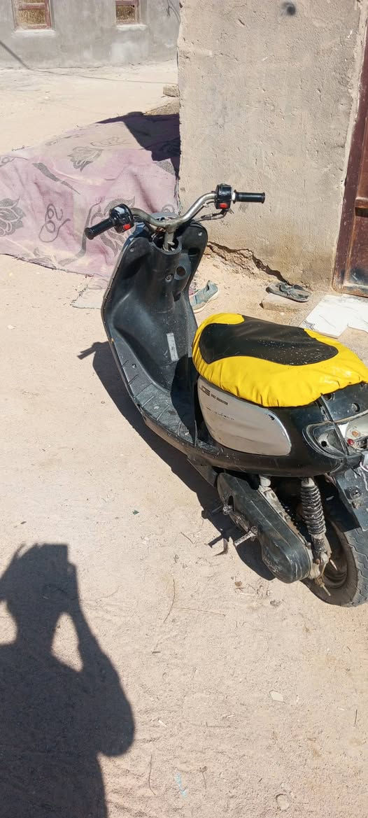 السلام عليكم ورحمه
اخواني الاعزاء دراجه منغولي نثيه 60 

شغاله سلف وهندر سلفه عوزه راجز

وقفل جنطه 

شغاله من اول هندر  نكره 

شلعه ومعدل

مكاني سوق الشيوخ ناضم كرمة حسن 

السعر 165وبيه مجال للشراي

التواصل خاص او علا الرقم *********** بي واتساب
