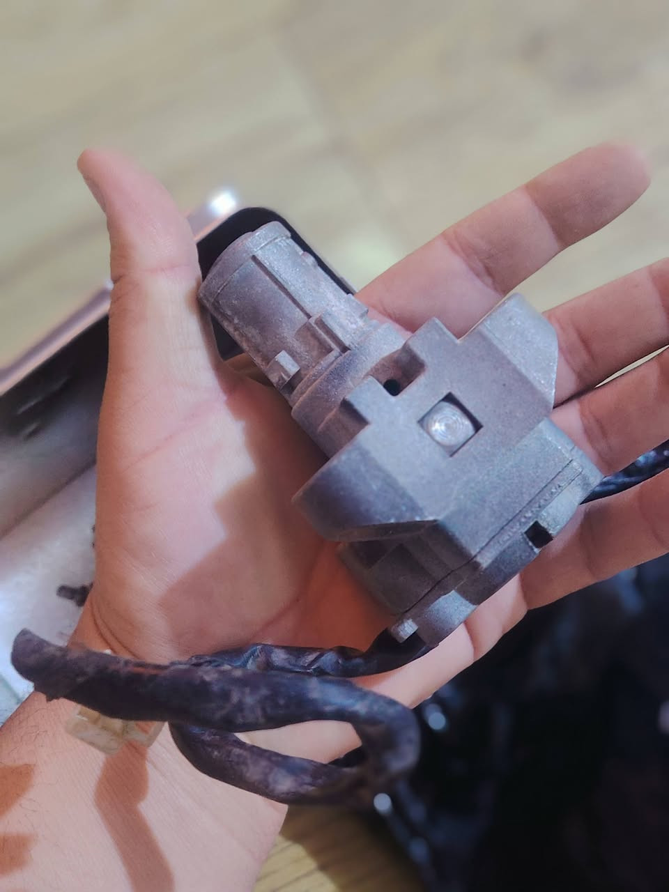 جوزه نضيفه مال لاتي شغاله بدون سويج لبيع ب10
تاخذه لاي شخص يسوي سويجات وطلع سويج نسختين تكلفك 2لفين دينار يعني تاخذه تسحب عليه سويج وشده وجوزه جديده معرف سعره


**إذا كنت صاحب هذا الإعلان وتريد حذفه لأي سبب، رجاءا أرسل رسالة إلى الدعم الفني**