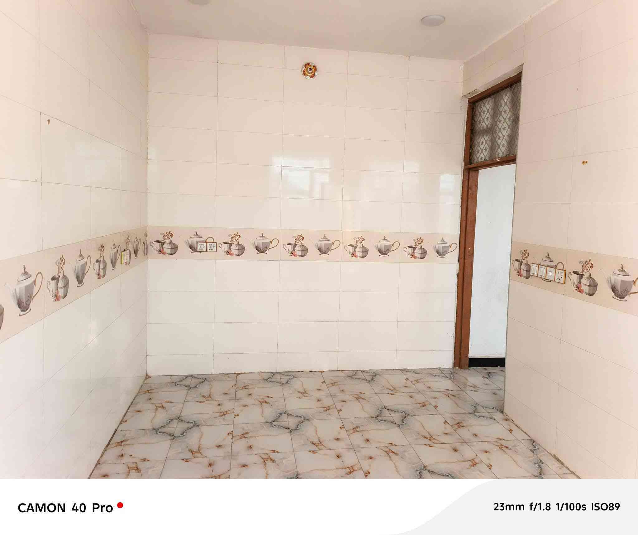 السلام عليكم
( مكلف بالنشر) 
دار للبيع مساحه ١٢٠م 
واجهيه ١٠م نزال ١٢ م 
يتكون من 
استقبال ٥*٤ 
 غرفه نوم ٥*٤
وصاله ٥*٣.٥
ومطبخ ٥*٣.٥
حمامات داخلي وخارجي 
وطارمه
بناء حديث 
الموقع حي ذويب الثاني الفرع الثالث ركن ع شارعين 
بيت كامل للأخير ما ناقصه اي شي 
للتواصل والاستفسار  ) غير متواجد ع الانترنيت التواصل اتصال فقط) 
***********
***********
