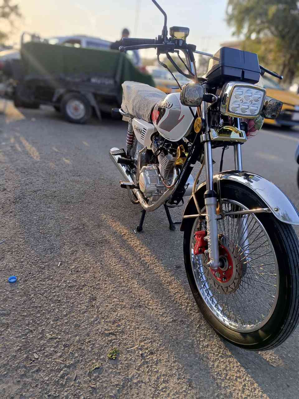 سلام عليكم دراجه نامه برو موديل 23
منفيس محرك مامفتوح دشبول اكتروني بلادي نضيفه حيل مال جناي وياله مصطرة انطيك شرط كهربائيات كامله دراجه ماملعوب بيها برغي مامغير بيها على وضعها شراي يتصل سعر 550 بيها مجال ***********
