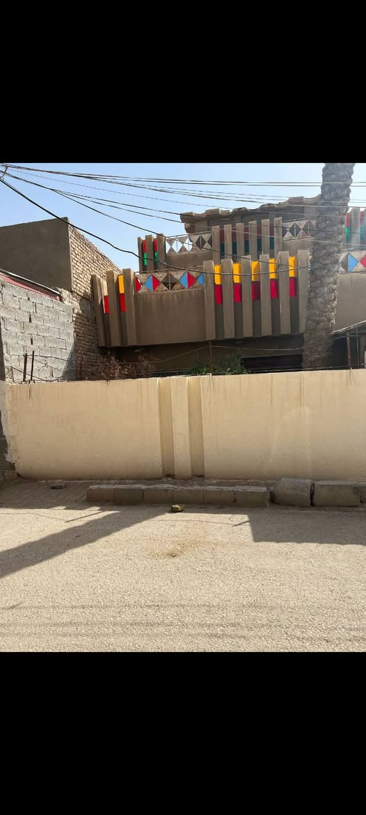 فرصه استثماريه دار مساحة 172 م ملك صرف سند طابو صرف باب طويريج خلف التجاري خلف جامع الزاملي منطقة تجاريه تصلح سكن او تجاري او حسينيه سنتر المدينه سعر المتر 4 مليون تواصل ***********
