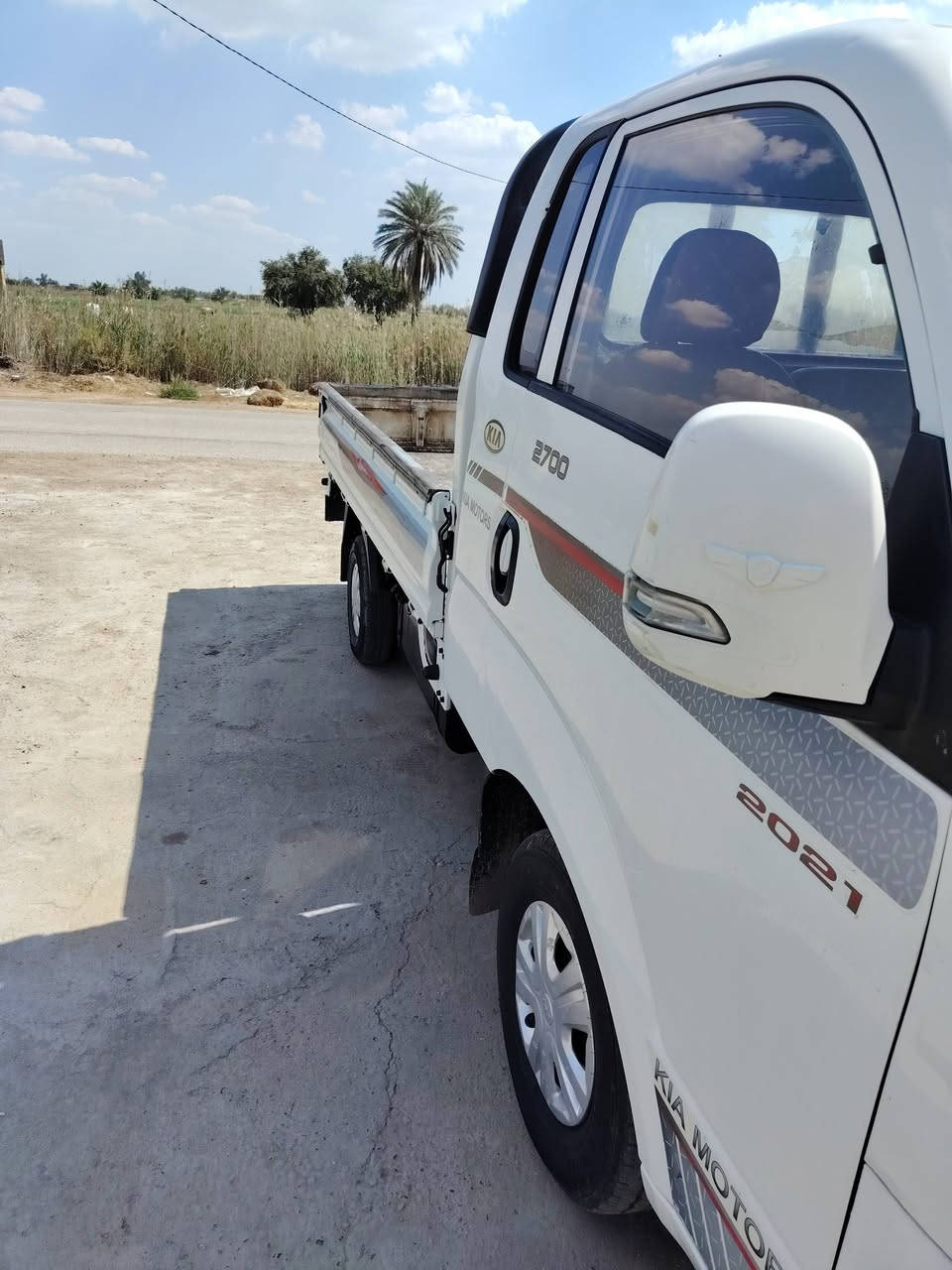 كيا 2018 رقم قادسيه  بلاديه مكفوله من صبغ وضربه وتبديل 
سنويه  2028 تبريد ثلج منضومه جديده 
تخم تاير  محرك بي خيط بخار عنواني بابل السعر 115
رقمي ***********
