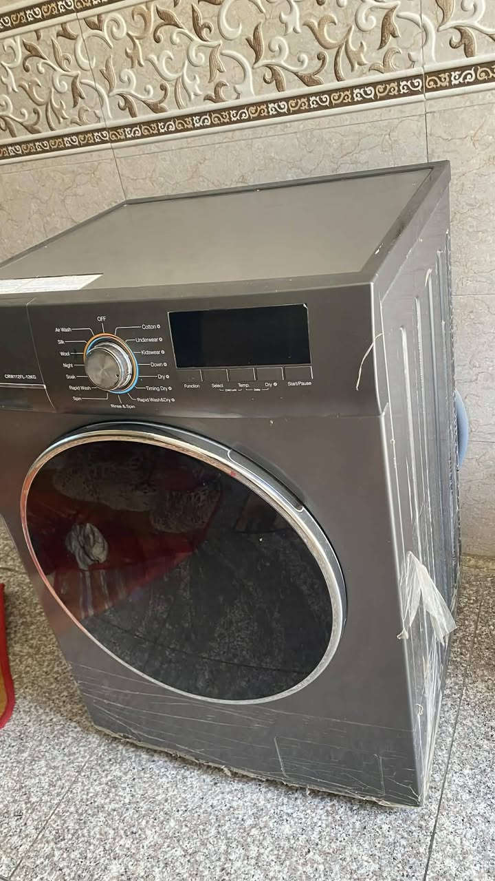 السلام عليكم غساله @كرافت اوتماتيك بعده جديده استعمال ساعتين فقط مثل ما تشوف بالصوره بعده جديده السعر 530 وبيه مجال للاستفسار ***********
