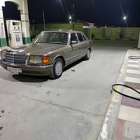 مرسيدس ٣٠٠ • موديل ١٩٩١ • بدون ضربه