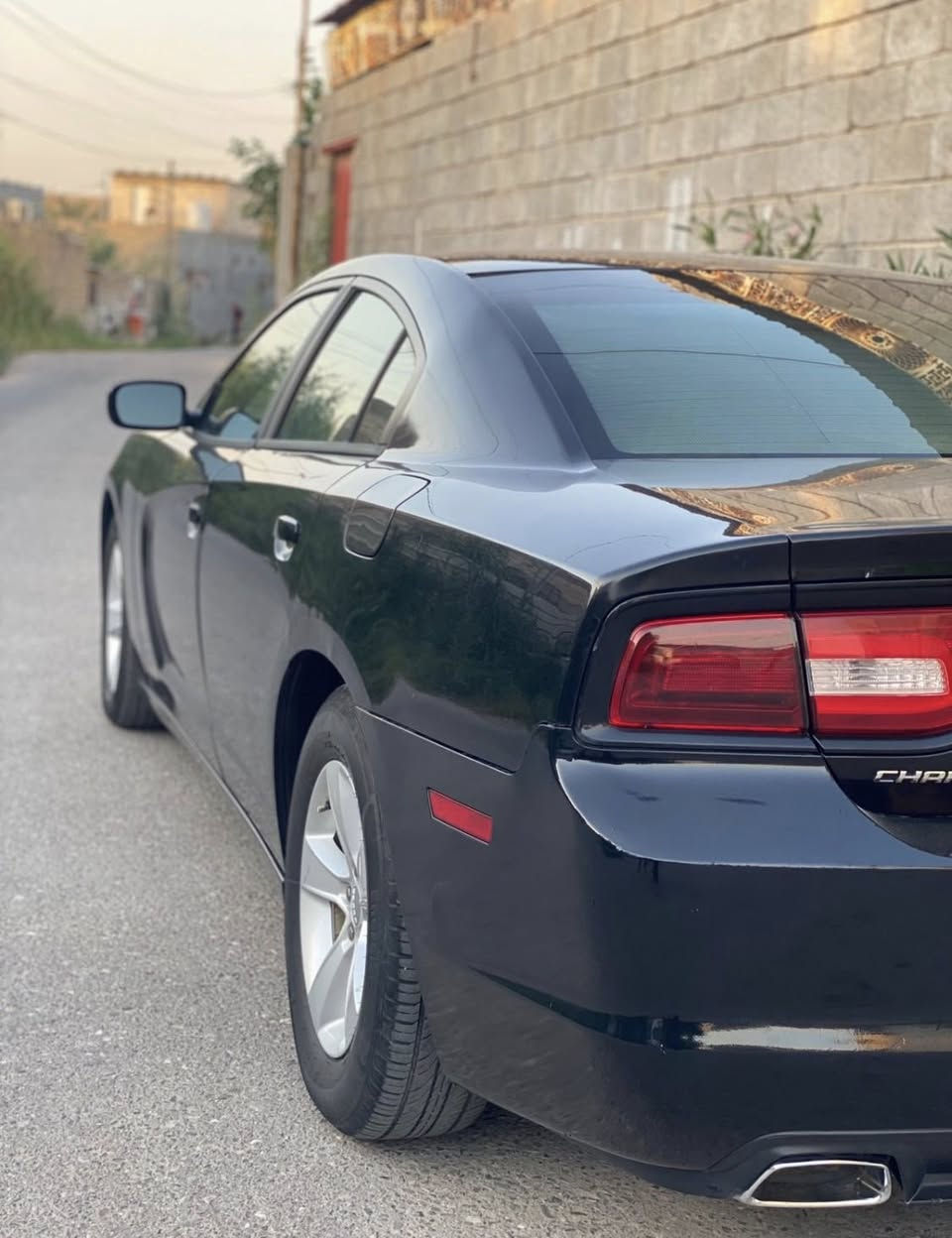 السلام عليكم چارجر 12 
3600
حداديه جديده تايرات جديده باتري جديد تبريد رقم اربيل 
سعر 55
***********
