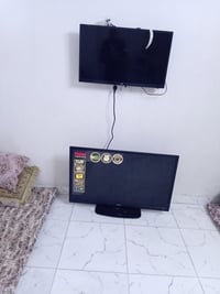 تلفزيون • شغال • للبيع