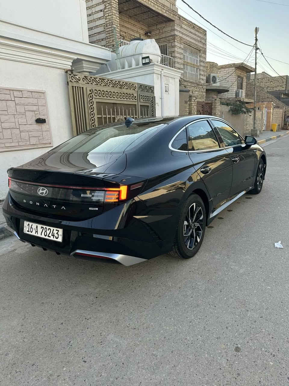 السلام عليكم للبيع هونداي سوناتا موديل 2025 ماشيه4الف اخت زيرو محرك2500 فول عده بنراما رقم قادسيه شهداء وكاله من مالك باقي اله سنه ونص واصير حره السعر 175 وبيه مجال حادث أمريكا بنيد فقط بدون داخل ايرباك دركه فقط والباقي كفاله عامه مكان السياره الديوانية ***********
