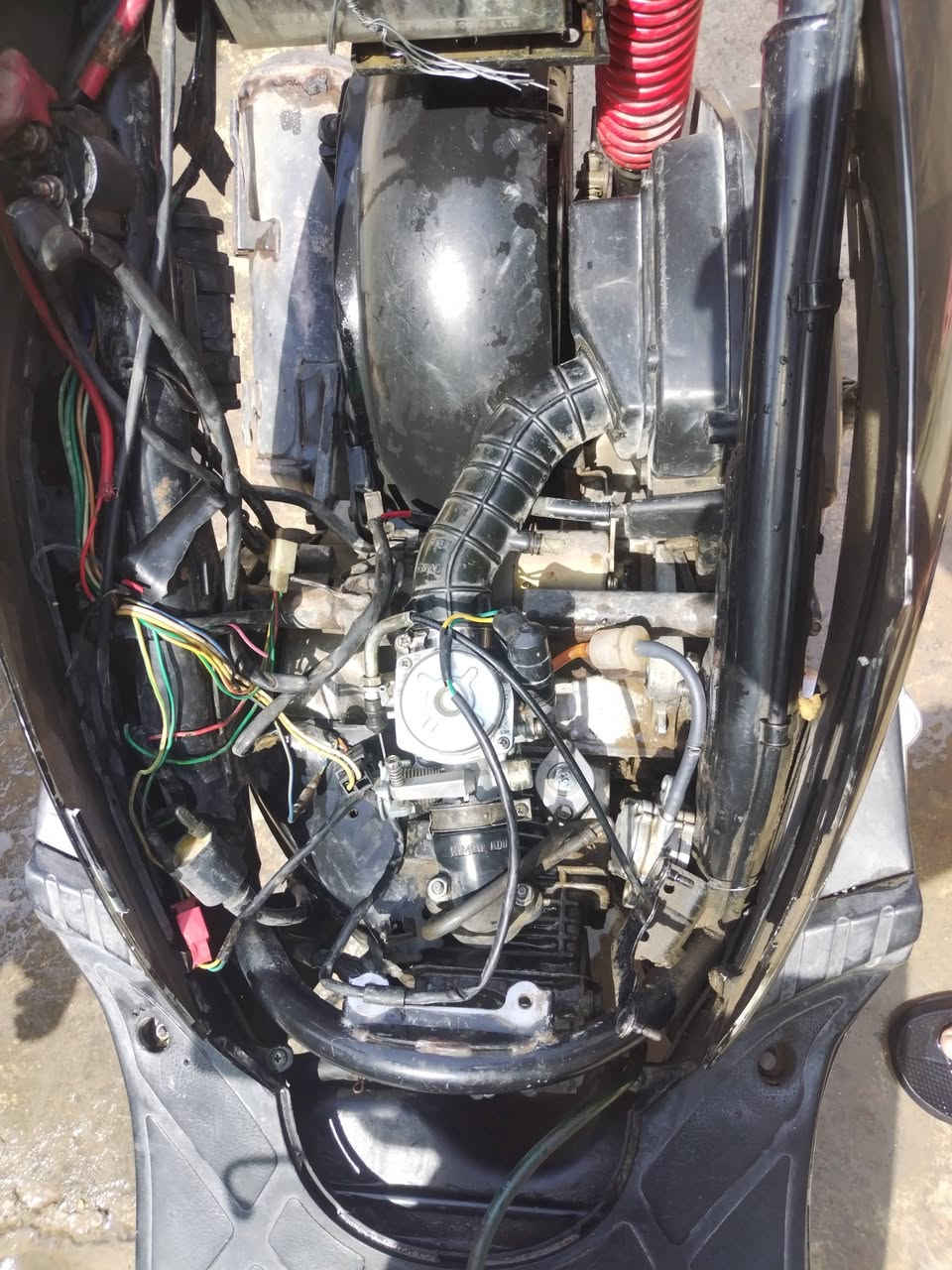 السلام عليكم دراجة سيام كوري دراجه كامله مكينه ناعمه وكهربايات كامل الدرجه عارضه ٢٣٥ وبيه مجال ***********
