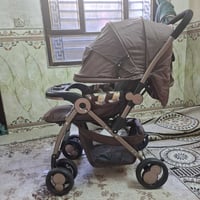 استعمال قليل جديدة تكمة تكفي لحد عمر ٨ سنوات وتكفي نفرين واليدة اتجاهي...