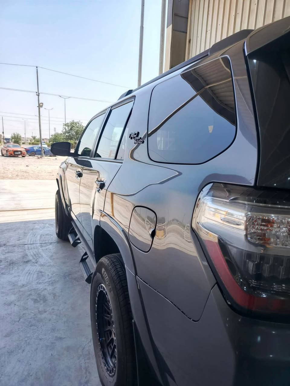 السلام عليكم فورنر 2021 رقم اربيل تريد تحويل او وكاله TRD offrod الحادث مرفق مع الصور  سياره جديده جاهزه 
السعر 245 وبيه مجال الشراي يتصل
واسط العزيزيه 
***********
