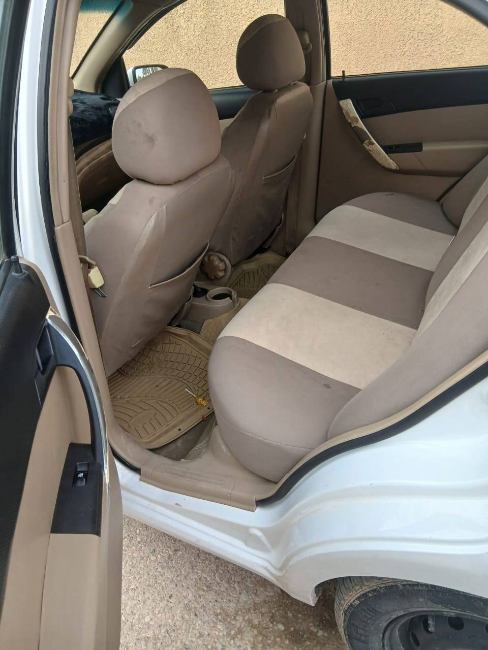 سلام عليكم مكلف بنشر افيو للبيع 2011مكان ديالى رقم ***********
