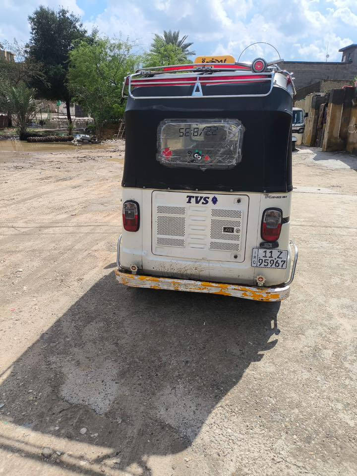 سلام عليكم تكتك للبيع بيه طخه جوه الغد 3 اصابع المكينه مجفته والبقيه كفاله العنوان المحموديه حي العسكري للستفسار  *********** اسيا 
كورك ***********
