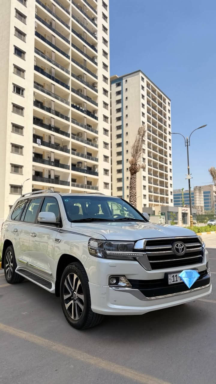 لانكروز موديل 2019  خليجي ساز ماشيه 127الف
XVR 6 سلندر فول مواصفات ناطقه 

 سعر 480 وبيها مجال بسيط 
*********** بغداد
