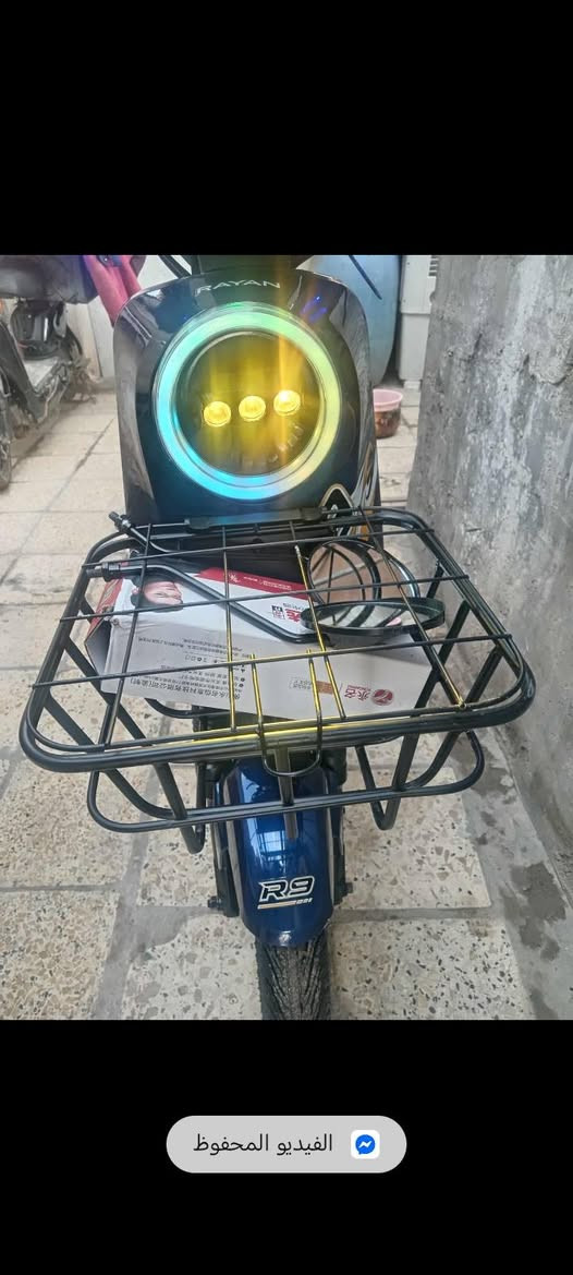 دراجة شحن أر 9 البارحة أشتريتهة مماشية السعر 460 قفل السعر مالتها من الشركة 550 مماشية البارحة جبتهة رقم التلفون ***********
