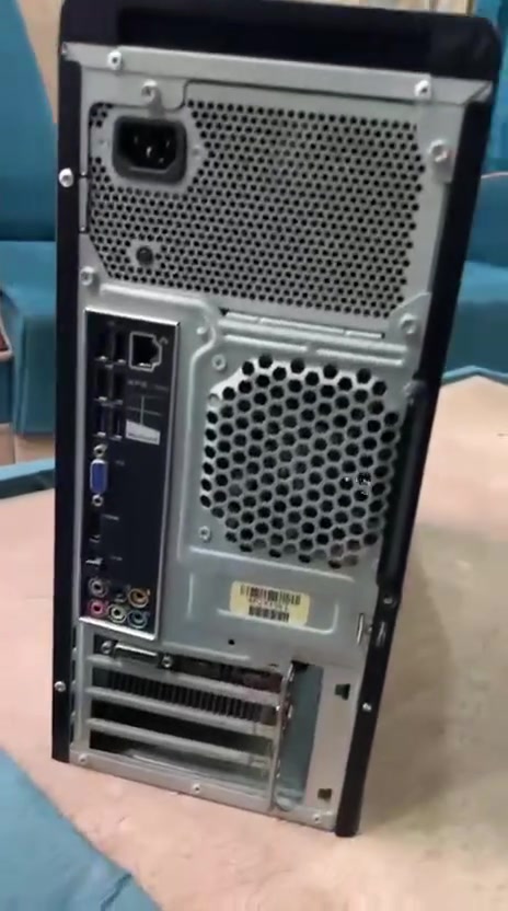 شلونكم شباب 🌹

                            PC للبيع

🔹 المعالج: Intel Core i5-3470 @ 3.20GHz (4 Cores)

🔹 كرت الشاشة: NVIDIA GeForce GTX 1050 Ti 4GB GDDR5

🔹 الرامات: DDR3 16GB

🔹 المذربورد: Dell XPS 8500 Motherboard

🔹 الهارد: SSD 128GB + HDD 2TB

🔹 التبريد: المشتت الهوائي الأصلي للمعالج

🔹 الباور سبلاي: Dell Original 460W

🔹 النظام: Windows 11 Pro 64-bit

🔹 يدعم دقة: Full HD 1080p

🔹 السعر(270)وبيها مجال

للاستفسار على هذا الرقم(***********)
