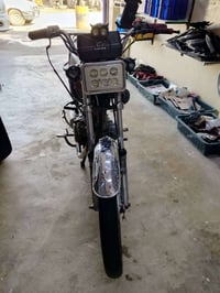دراجه للبيع اي عيب مابيه لا صرف لا بخار وياله عدله كهربائيات كله شغاله...