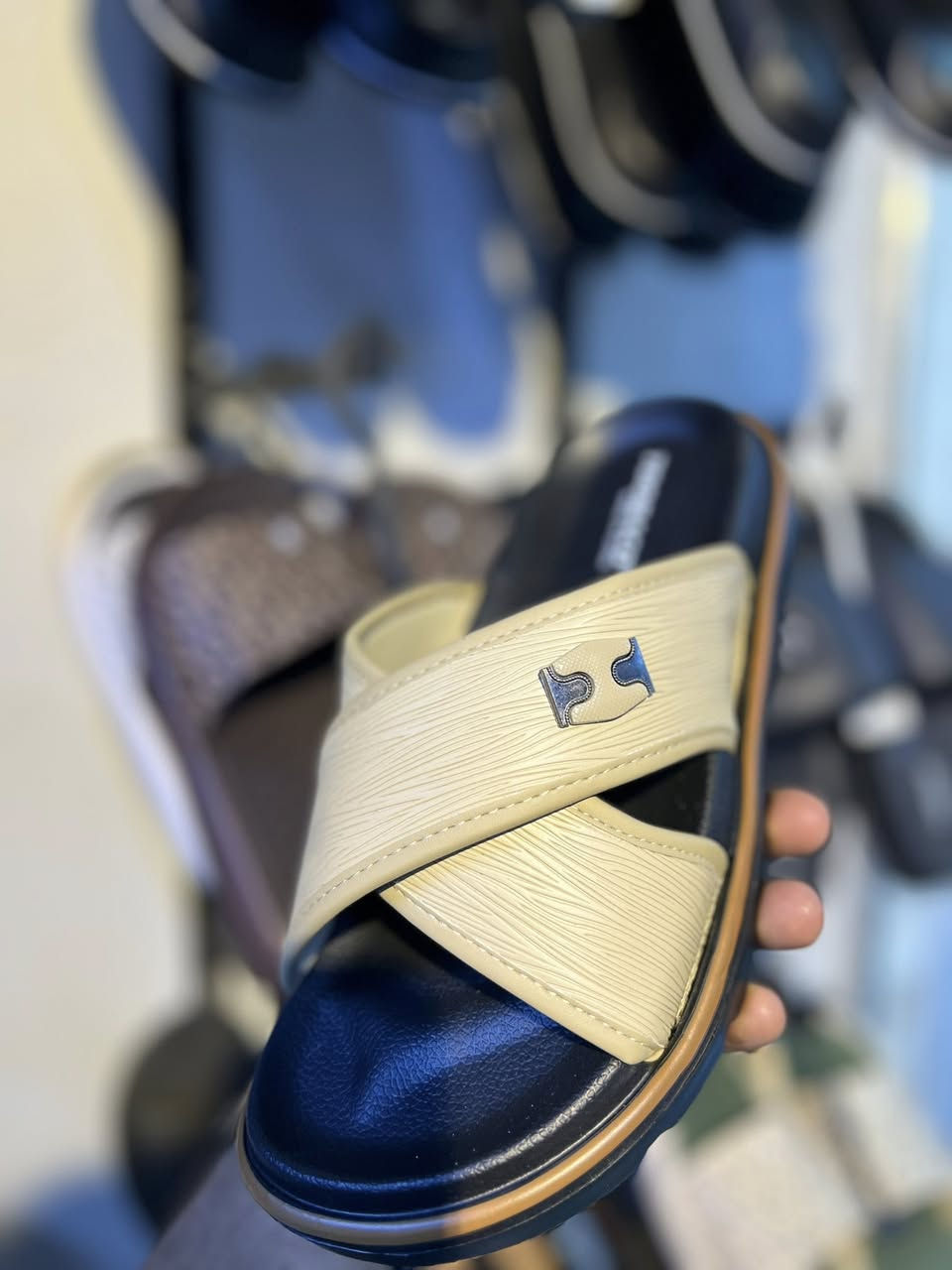 سجكر رجالي طبي كوالتي عالي🔥✅
توفر ب 4 الوان قياسات من 40/54
السعر ب 10 الف دينار🔥🔥
توصيل موجود داخل الكوت وجميع المحافظات 🔥
عنوانا كوت داموك شارع عماره كاظم عبيد مقابل شارع ام مياده ✅🆕


**إذا كنت صاحب هذا الإعلان وتريد حذفه لأي سبب، رجاءا أرسل رسالة إلى الدعم الفني**