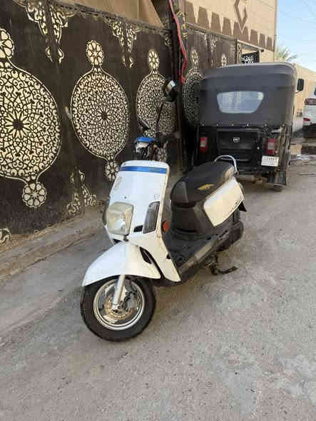 سلام عليكم بوليس مسصره شاشه جبيره دراجه كلها شغاله نقصها بس لوجه مال شاشه شلعه معدل كلها شغاله مكان بغداد الشعله السعر 600بيها مجال بسيط رقمي ***********
