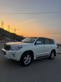 V8 كاز • ٢٠١٣ • ١٦٥ الف