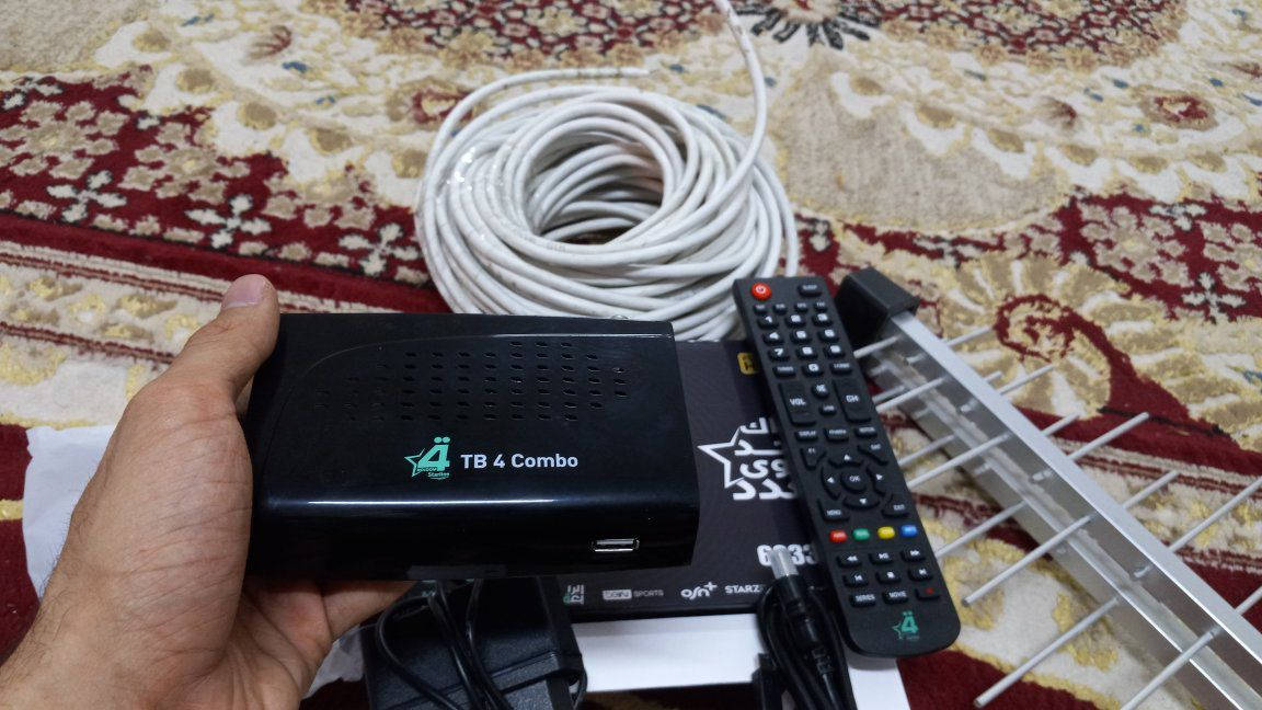 (شبكه الرابعه) جهاز الرابعه اخر اصدار مع غراضه الكامله مستخدم ايام فقط اشتراكه ينتهي ب 3/3 للبيع رايدهن ب 45 الف مكاني بغداد الأمين الثانيه رقمي ***********
