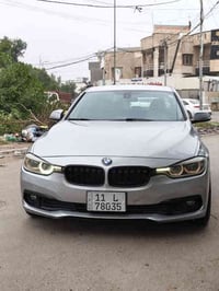 للبيع بي ام ٣٢٠ موديل ٢٠١٨ حادثه بابتين بالعراق صار بيه جاملغ عكس السا...