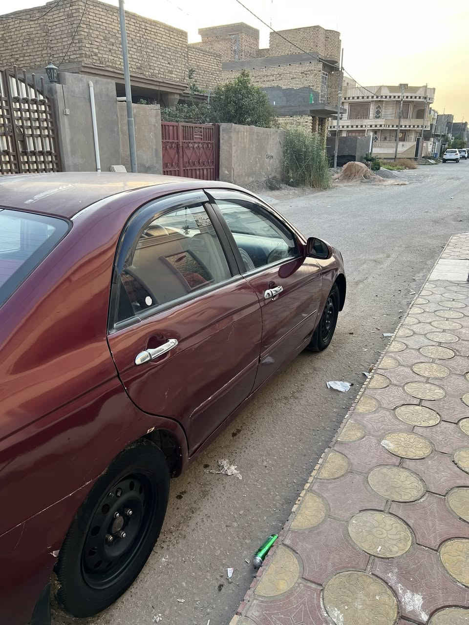 سبكترا ٢٠٠٤ مصبوغه عام رقم بغداد بأسمي 
٥٥ وبيها مجال بابل محاويل 
***********
