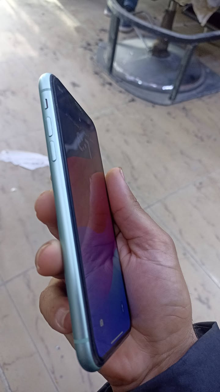 ايفون 11 عادي ذاكرة 128 شاشه ما مبدله ولا بطاريه كلوو شرط اي شي ما مبدل بي سعر 225 مكان موصل بعشيقه


**إذا كنت صاحب هذا الإعلان وتريد حذفه لأي سبب، رجاءا أرسل رسالة إلى الدعم الفني**