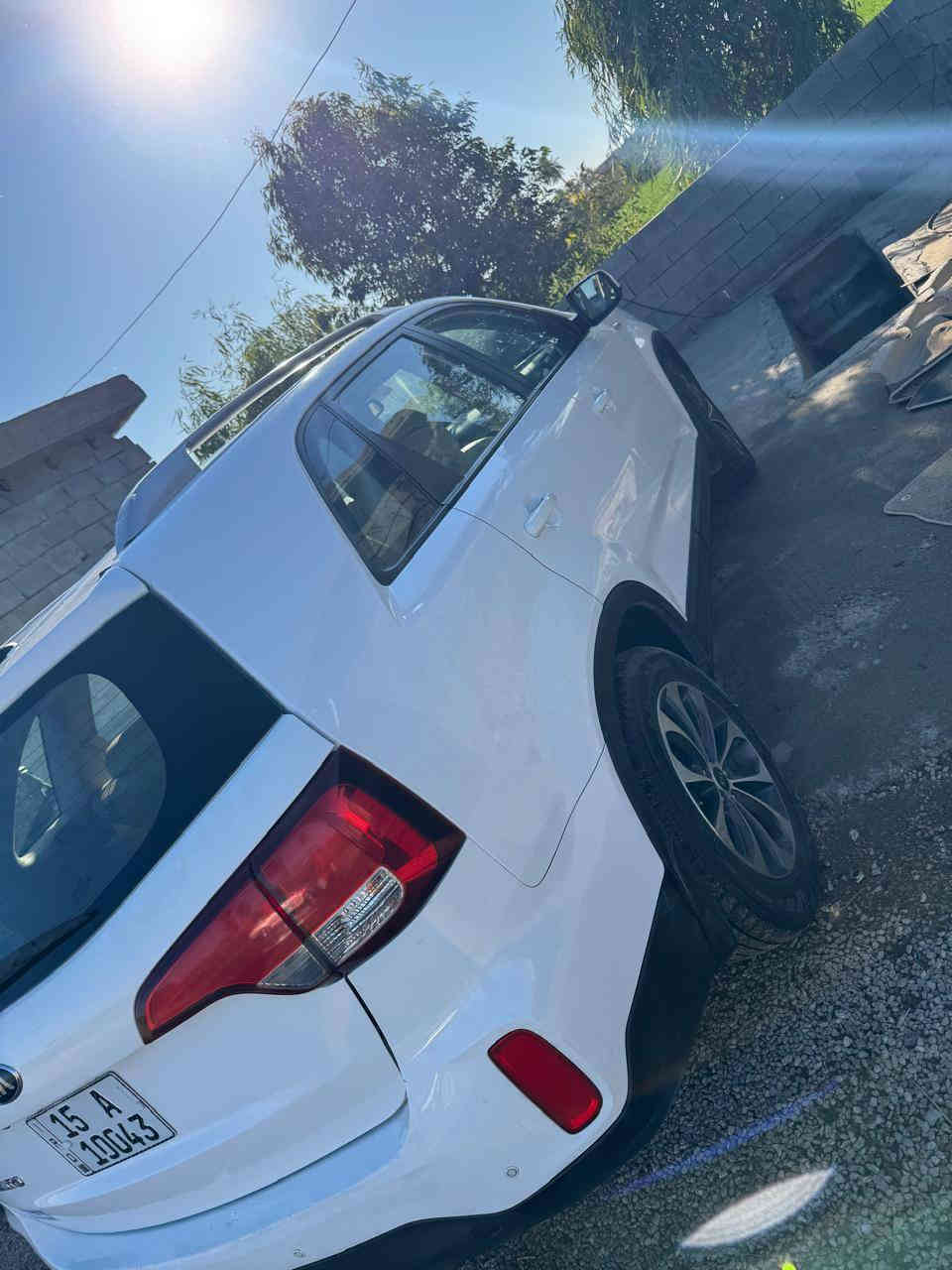 السلام عليكم شباب كيا سورنتو خليجي موديل ٢٠١٣ شكل ٢٠١٤ مكفوله كفاله عامه رقم انبار كير مكفول محرك مبدل بلادي محرك ٢٤٠٠  السياره حيل نضيفه ومتصرف عليه لو ربع جاهزه من كل النواحي عليه ادامه كامله ماشيه ٢٠٠ الف السعر المطلوب ١٦٧ وبيه مجال واني مكلف بالنشر هذا رقم صاحب السياره للاستفسار الاتصال ع الرقم ***********
مكان السياره الانبار الخالديه
