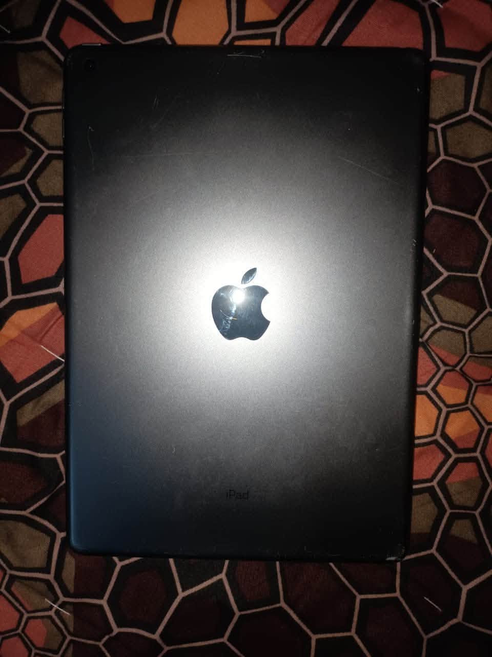 بسم الله السلام عليكم
يوجد ايباد 9 للبيع📱
ذاكرة 64 💎
بطارية 80 🔋
بصمه شغاله 🫆
الجهاز مامبدل بي شي بلادي 
تحديثه ios 26 احدث تحديث
بي كم شخط بالضهر 
الايباد كلش قوي A13 ويشغل جميع الالعاب بسلاسه ببجي وبيس 
السعر 230 وبي مجال مكاني الفلوجة قرب مول الفلوجة الشراي يجي خاص أو يعلق للمنشور تحياتي للجميع 
صاحب الكروب ❤️


**إذا كنت صاحب هذا الإعلان وتريد حذفه لأي سبب، رجاءا أرسل رسالة إلى الدعم الفني**