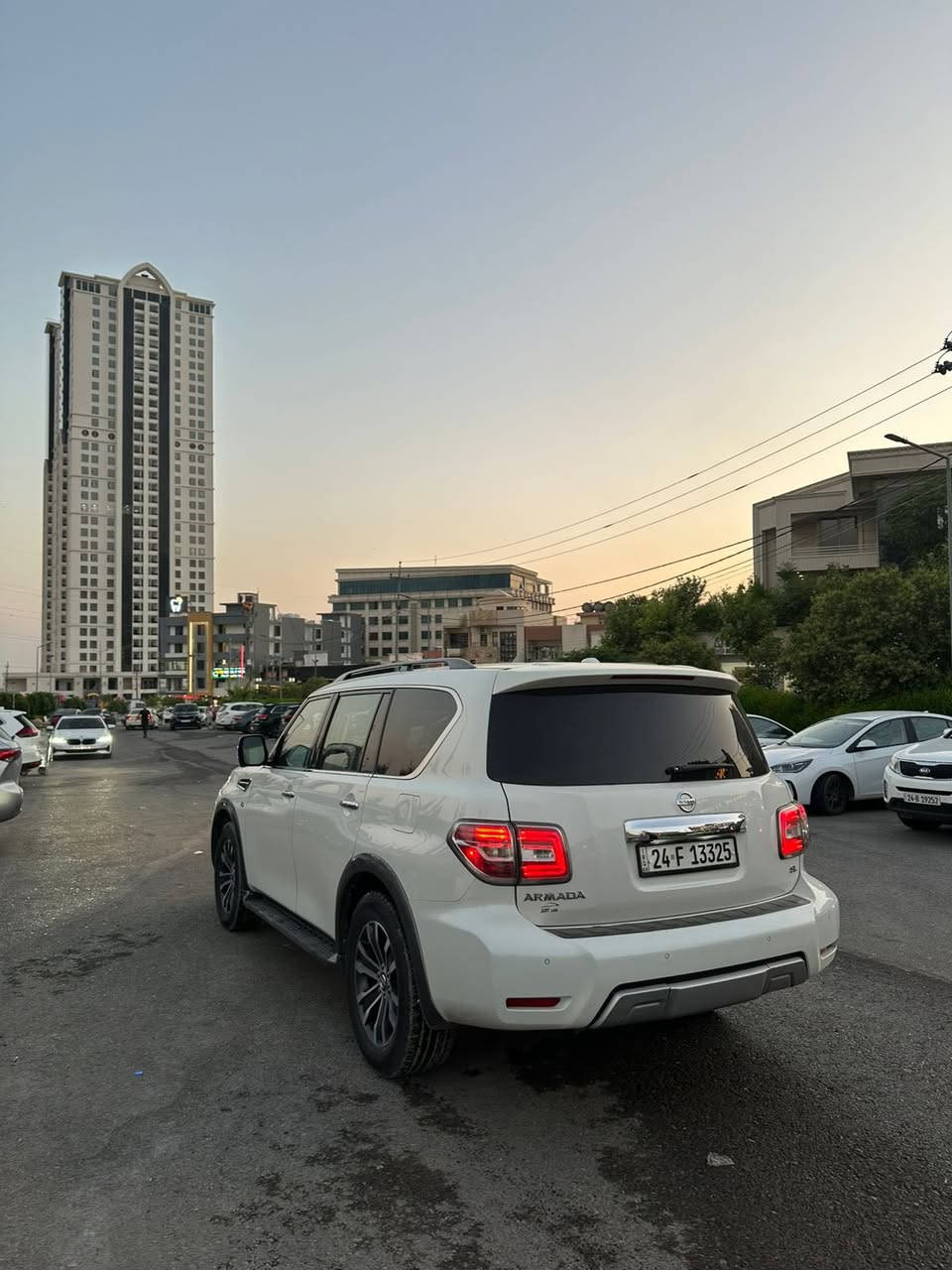 نيسان ارمادا 2019  اس ال
وارد كندي
ماشيه 190 كم

موصفات

360 درجه 4 كاميرات 

رادار امامي رادار خلفي 
كشن خزن

كشن امامي كهربائي هيتر مع ستيرن 

تبريد قطعتين تبريد مركزي

سلايد 

دبل اكسن نظام ثلج نظام طين  

سعر 315  و بيها مجال للطيبين 

***********
