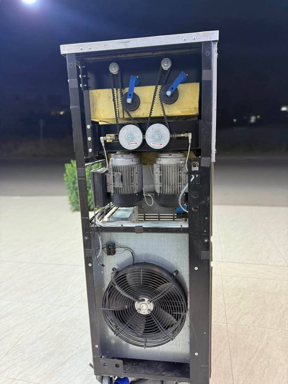 ئه م جيهازانه بؤ فرؤشتن ٣جيهازى ازبرى دوو حه وزى صينى ١ جيهازى ازبرى ٣ حه وزى توركى ١ جيهازى دؤندرمه ى ايطالى هه مويان به شه رت هيچ ده سكاريان نه كراوه

جيهازى دؤندرمه كه ٥٠ وه ره قه
جيهازى ازبرى ٢ حه وز دانه ى ٥٥٠$ دؤلار
١جيهازى ازبرى ٣ حوزى توركى ٨وه ره قه
١ به صطه ره ى ايطالى ١٣ وه ره قه
له سليمانيه
***********
*********** السليمانية, العراق
