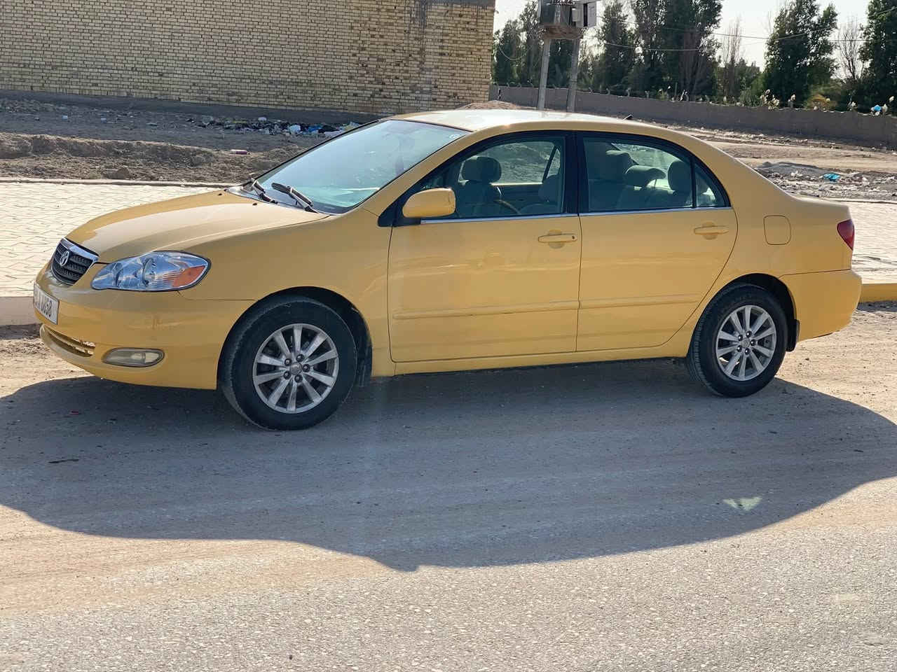 كورلا 2008 نحلةمكينه وكير خير من الله تبريد شغال فقط كلج كمبريسر حترك باسمي ظربتها. بالجاملغ خالية من العيب الشرعي استفسار *********** رايدها ب78 وبيها مجال مكانه الفضلية شارع 40
