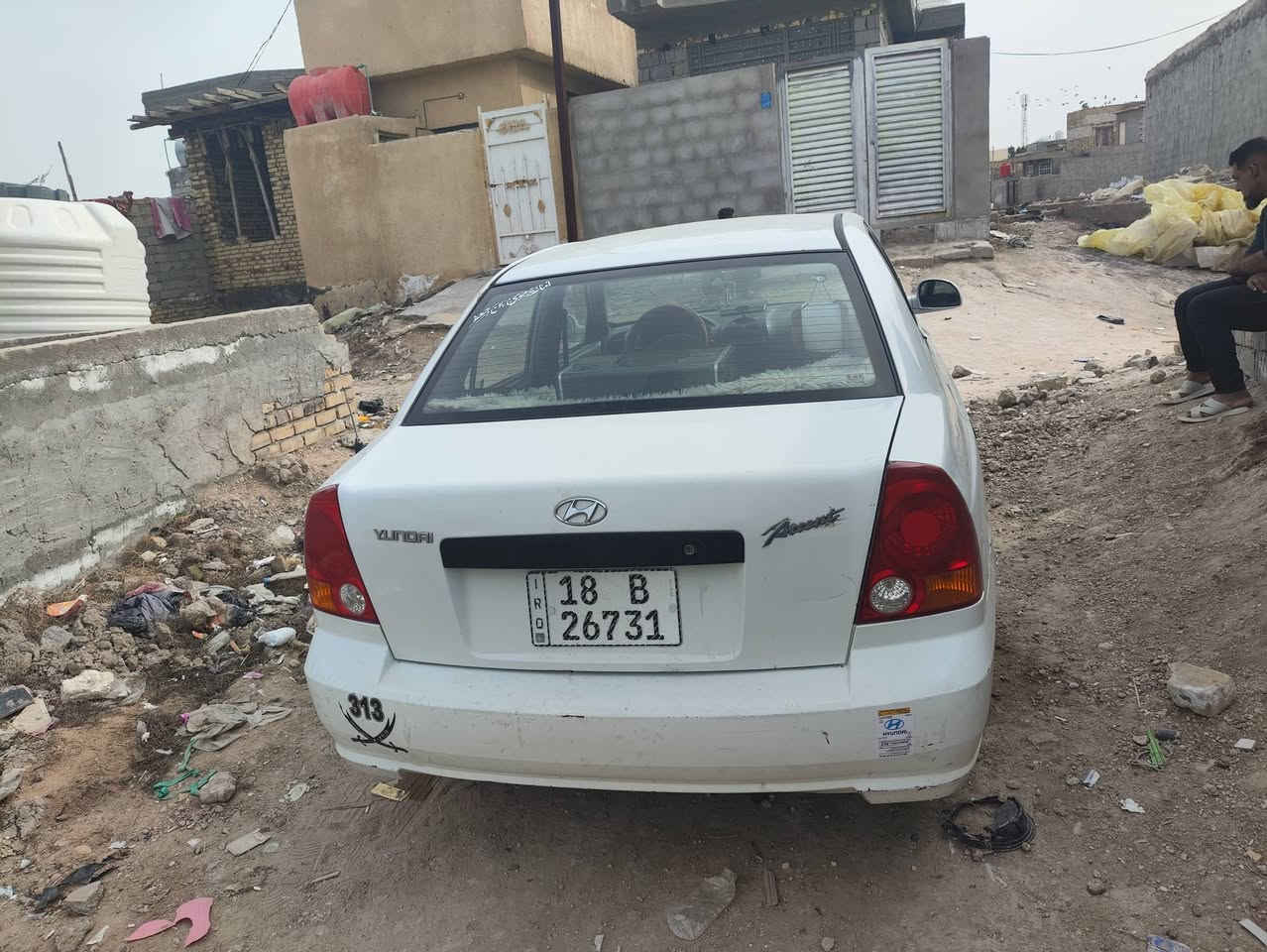 فيرنه اكسن موديل 2004
رقم جديده وهزه جديده رقم بابل سياره سعرها 40وبيها مجال قليل مكان سياره شارع 80 تبريد شغال

***********
