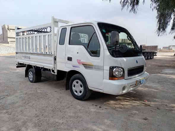 السلام عليكم للبيع كيا أم عيون موديل 2000مكفوله كفاله عامه سياره جديده عله بلاد سعر 95مكاني ديالى كنعان 
ستفسار أكثر ***********
